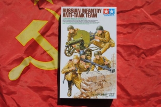 Tamiya 35306 RUSSIAN INFANTRY ANTI-TANK TEAM